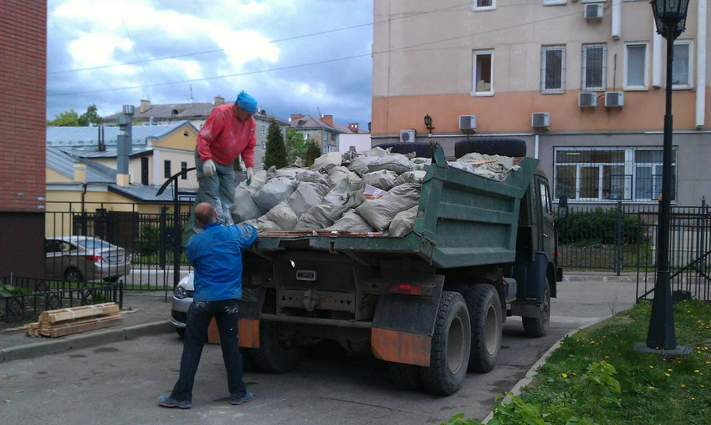 Вывоз строительного мусора в Гае от 1627 руб. – ПроМусор