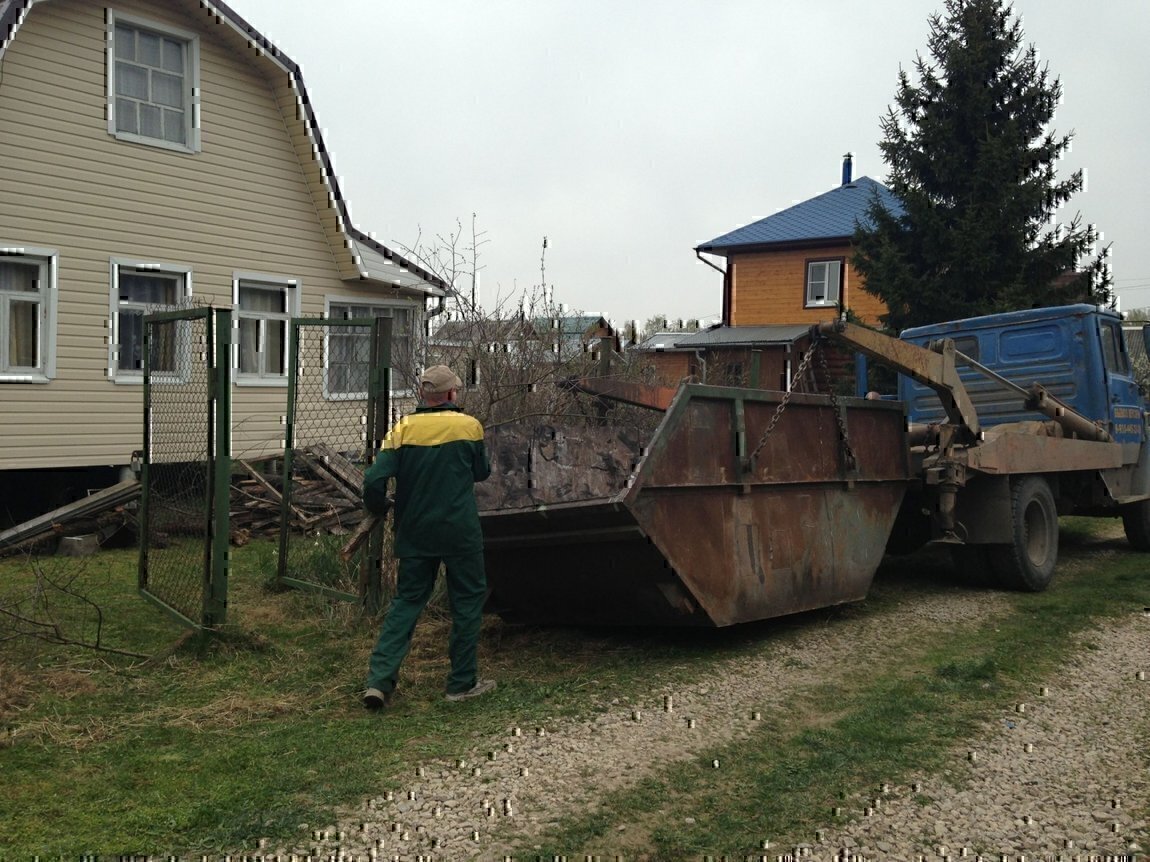 Вывоз мусора и отходов с дачи и участка СНТ в Гае в октябре