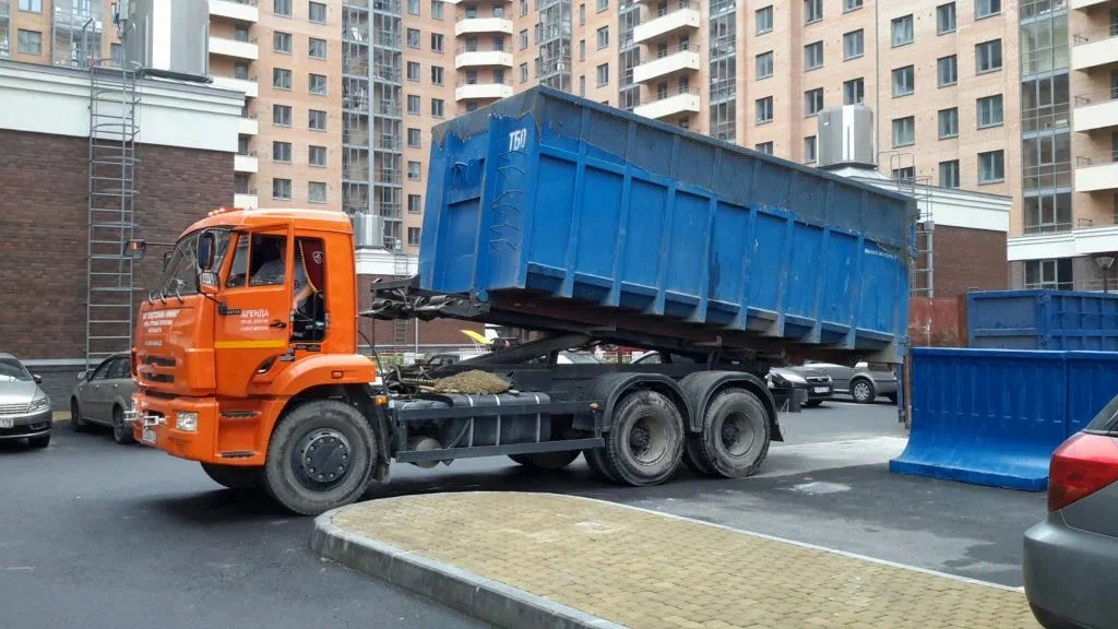 Аренда пухто для вывоза строительного и бытового мусора в Гае в октябре