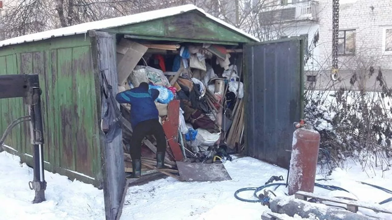 Вывоз мусора из гаража с гарантией чистоты в Гае в октябре